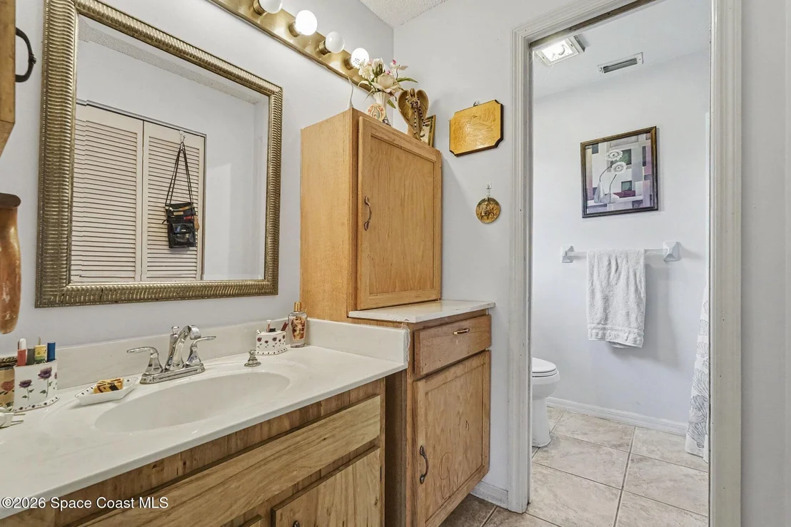 Photo of 225 Chalet Avenue
