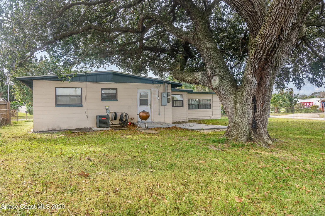 Photo of 2388 Dordon Drive