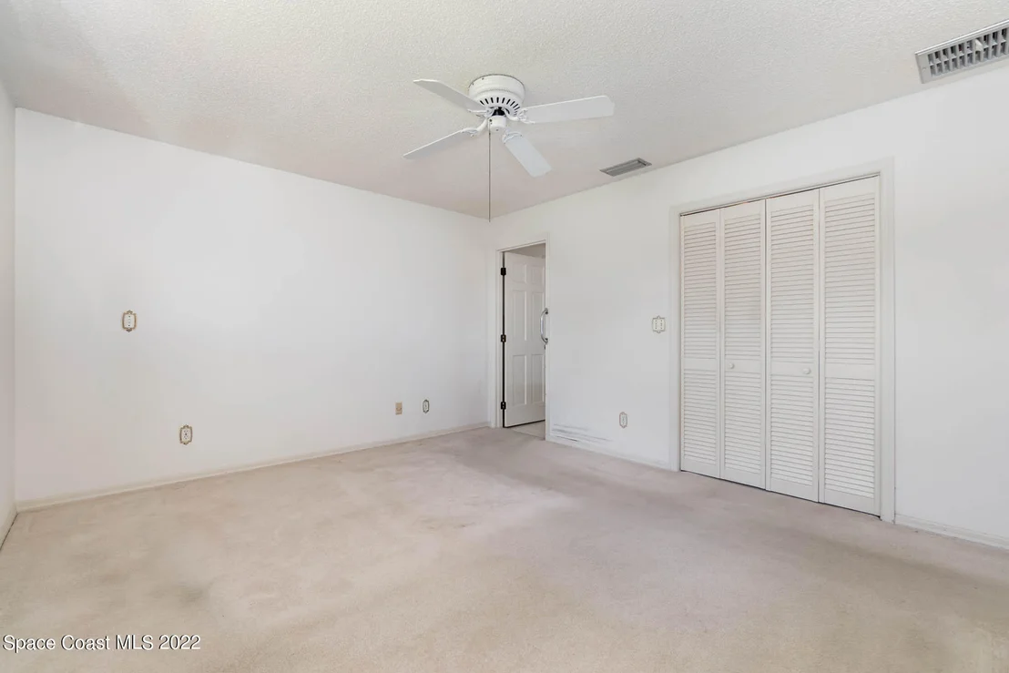Photo of 215 Grosse Pointe Avenue