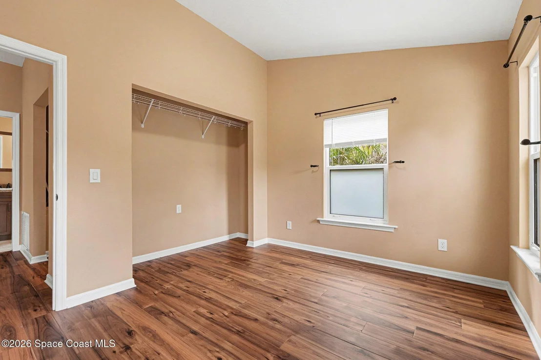 Photo of 683 Old Oak Street