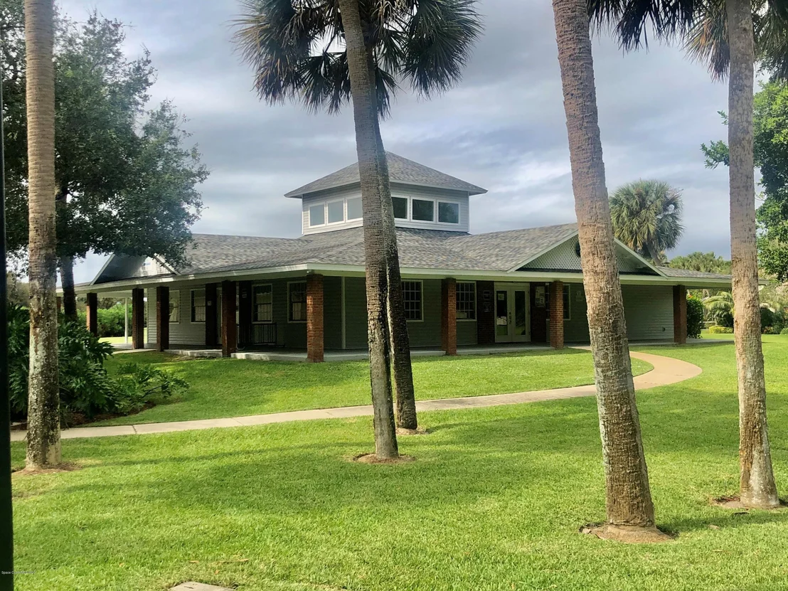 Photo of 130 Whaler Drive