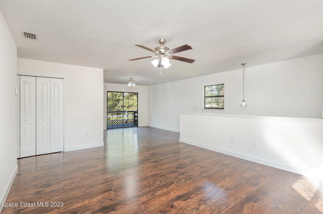 Photo of 3884 Sterling Street