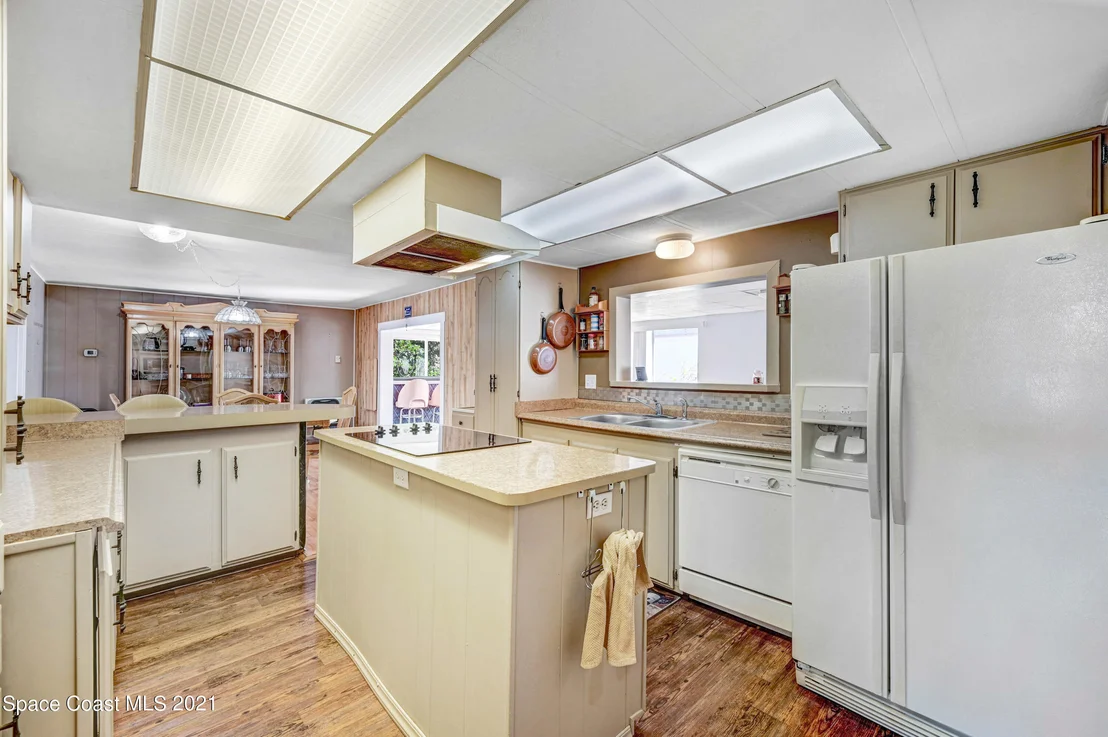 Photo of 566 Jean Circle