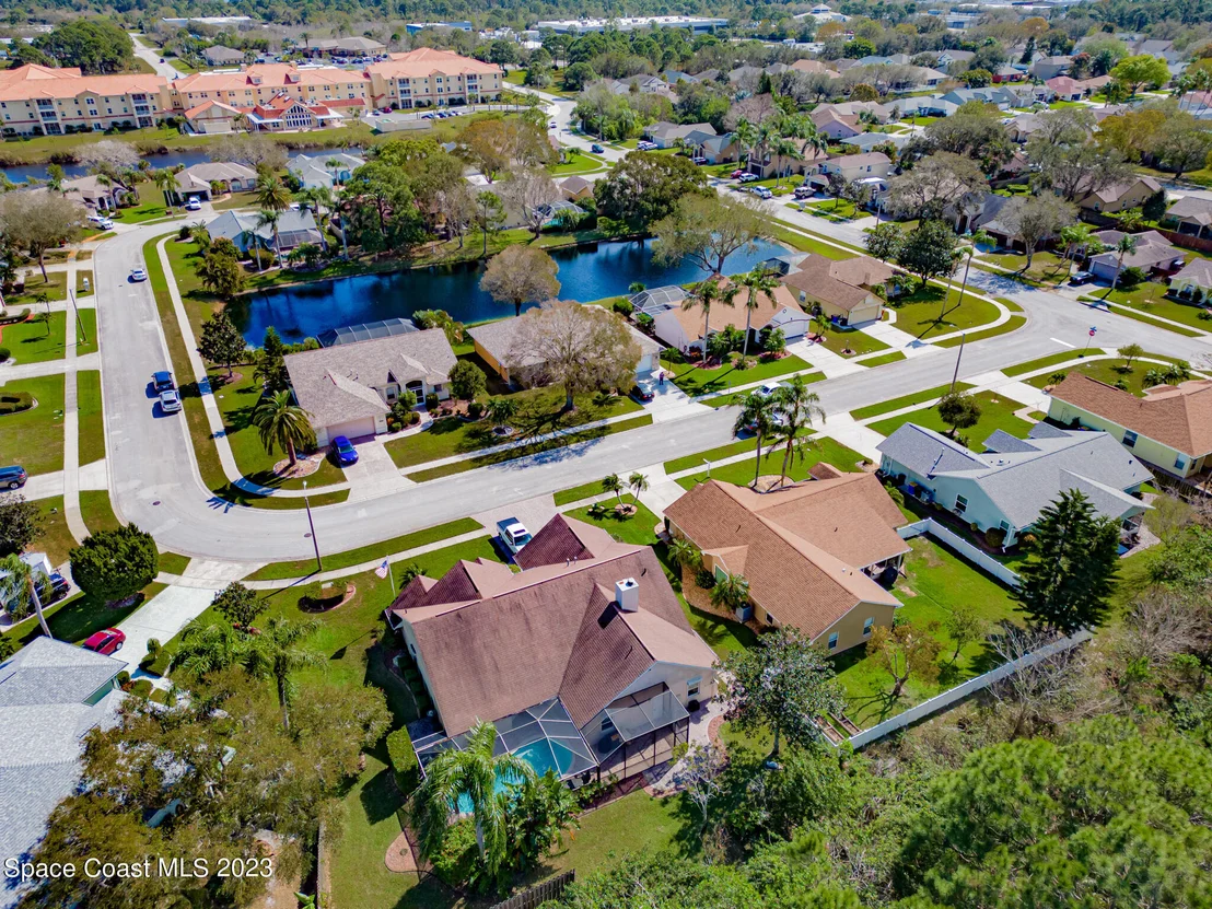 Photo of 969 Tamarind Circle