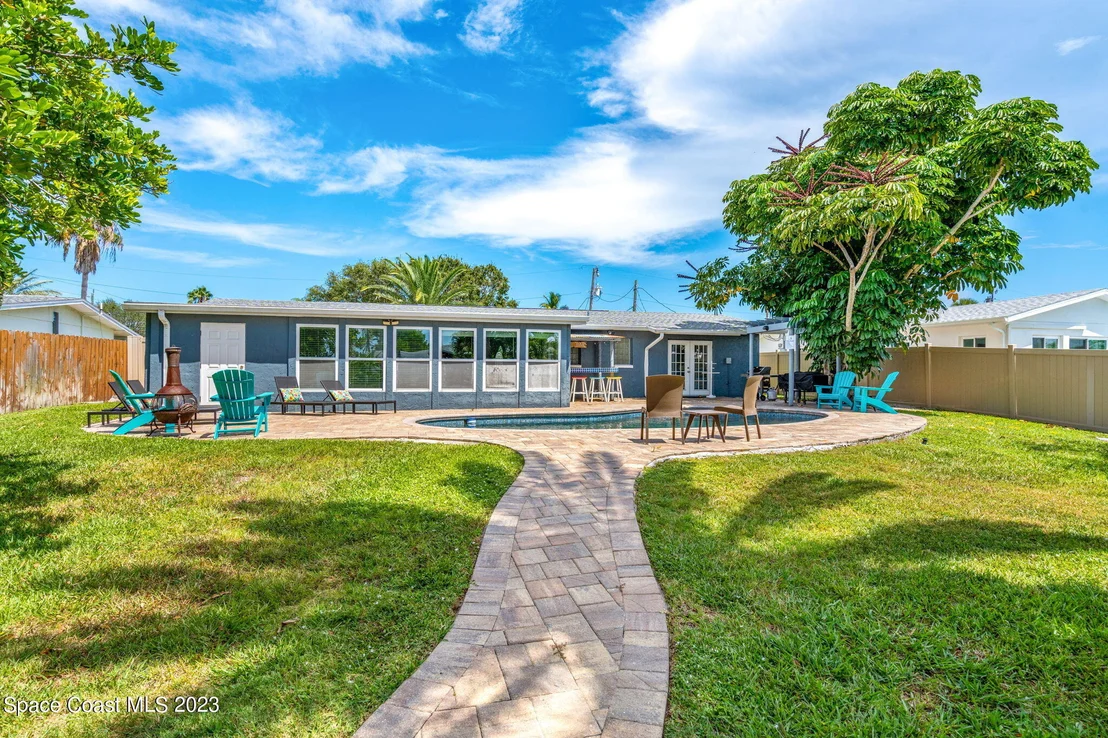 Photo of 102 Deleon Road