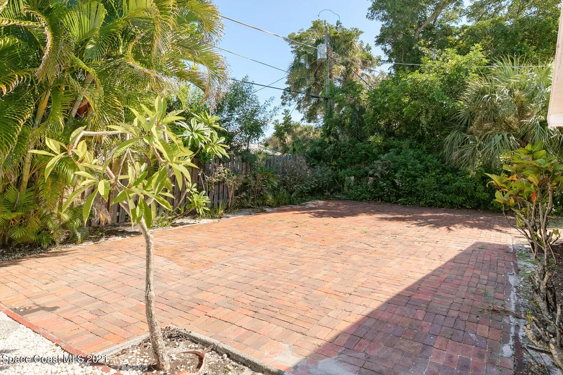 Photo of 424 1st Avenue