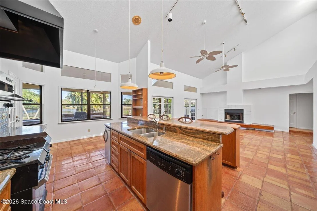 Photo of 569 Crystal Lake Drive