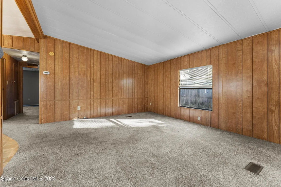Photo of 112 Vanguard Circle