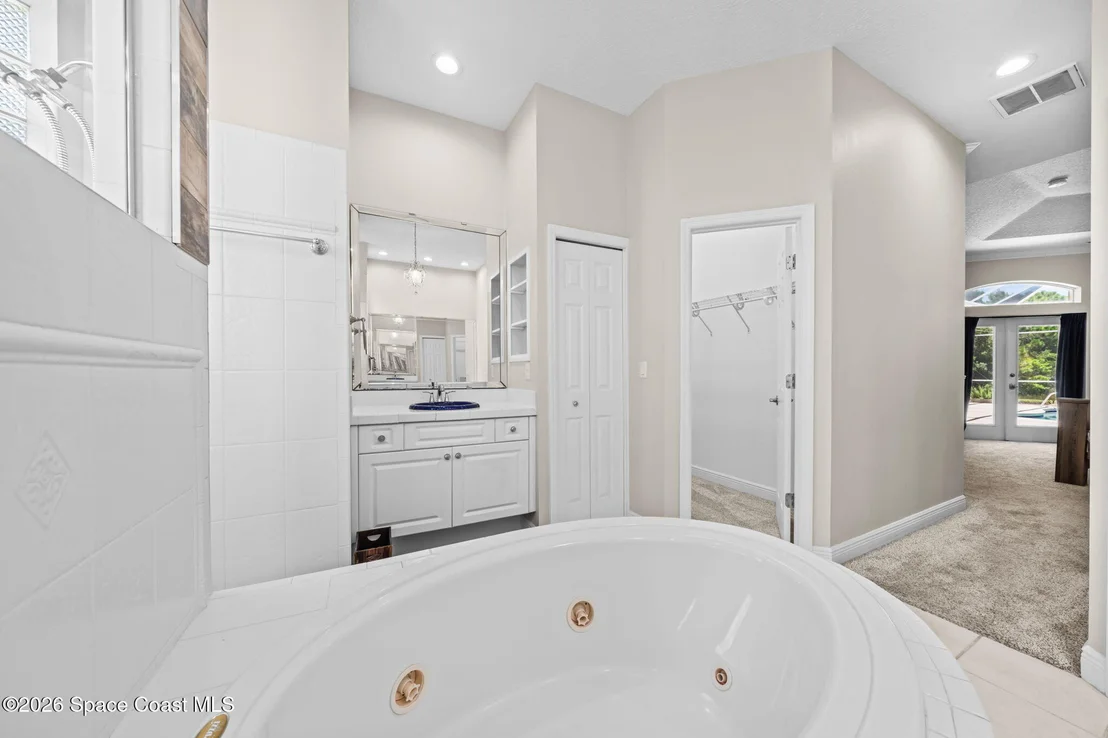 Photo of 842 Thrasher Drive