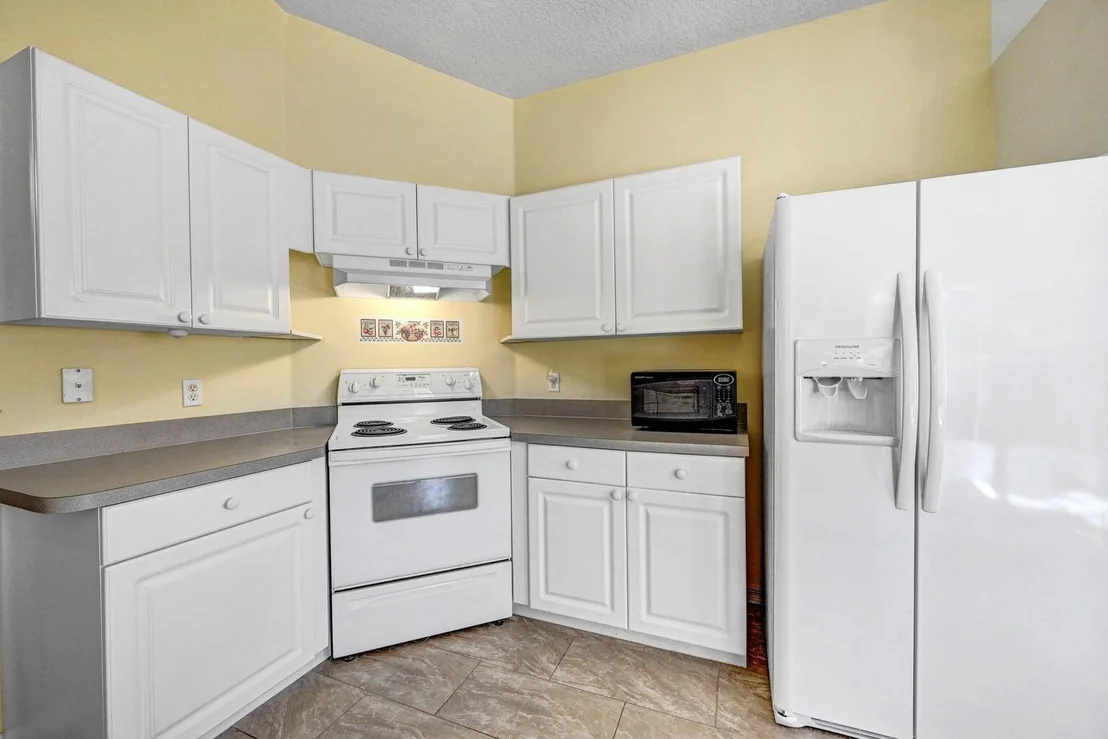 Photo of 1180 Goldenrod Circle NE