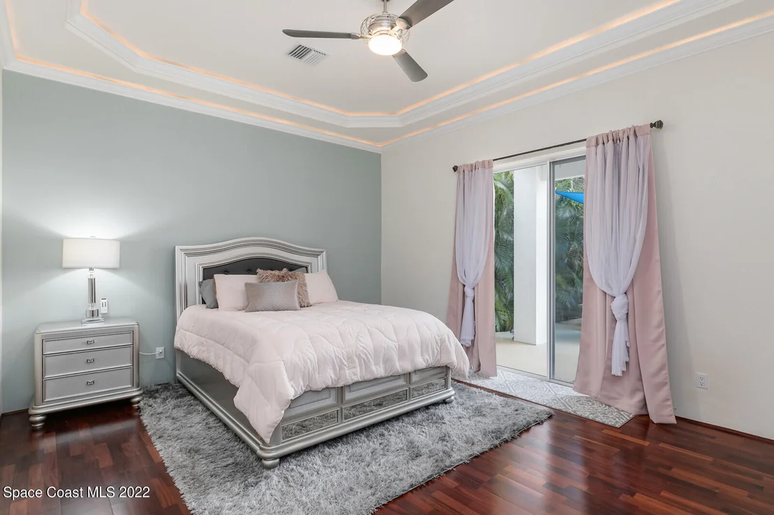 Photo of 218 Waterside Drive