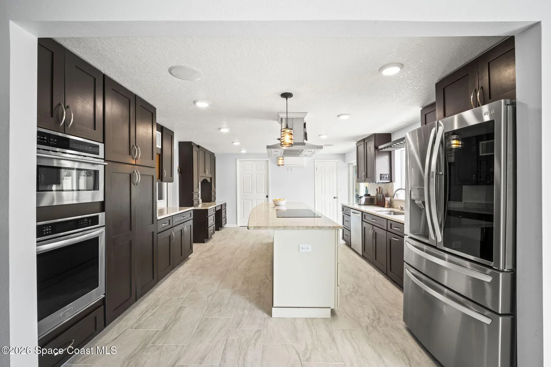 Photo of 500 Seabreeze Drive