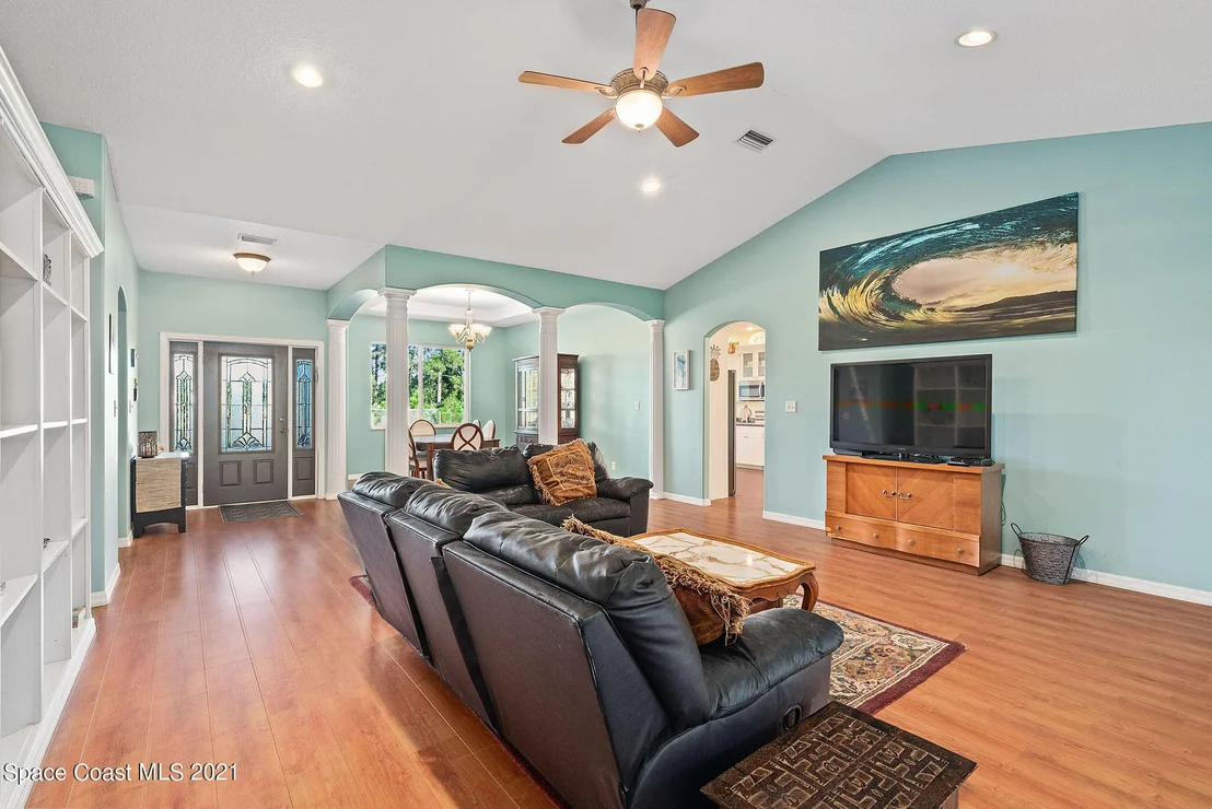 Photo of 4570 Alix Lane