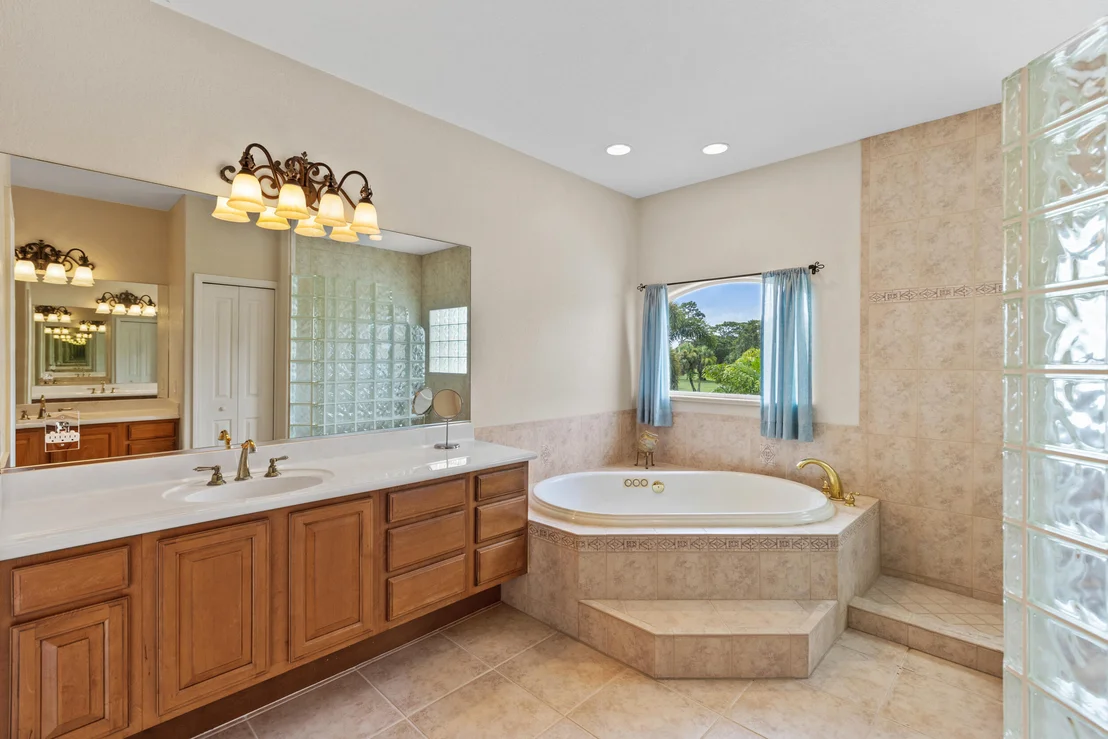 Photo of 1416 Gleneagles