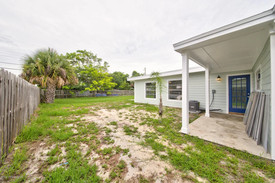 Photo of 1114 Seminole Drive