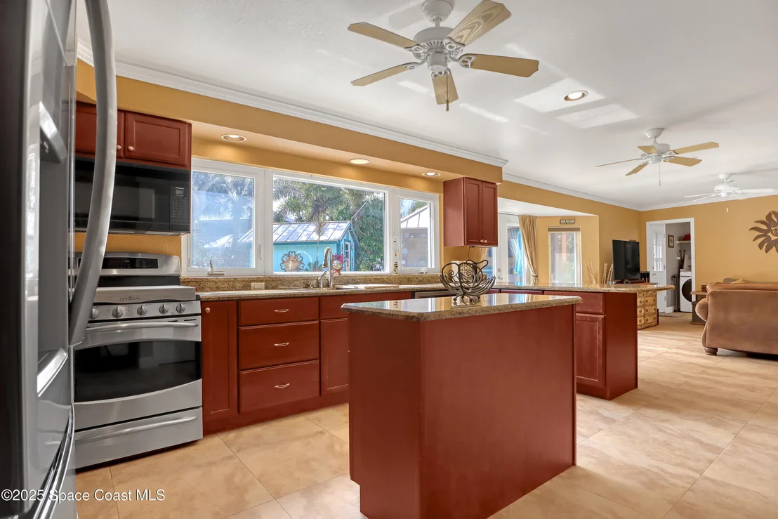 Photo of 54 W Bay Drive
