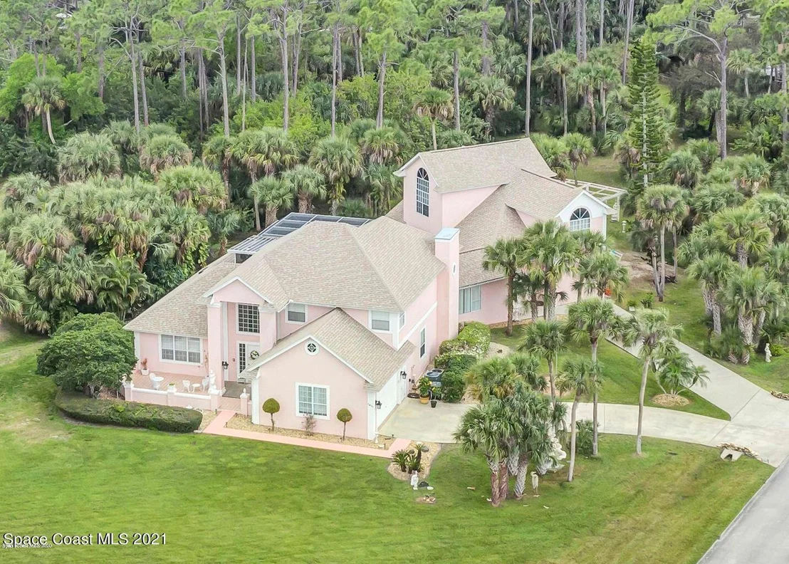 Photo of 1817 Laurel Oak Drive S