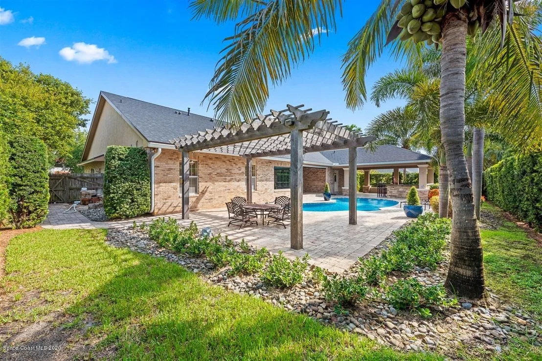 Photo of 437 Oriole Lane