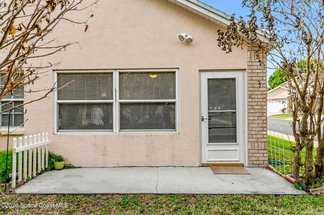 Photo of 975 S Fork Circle