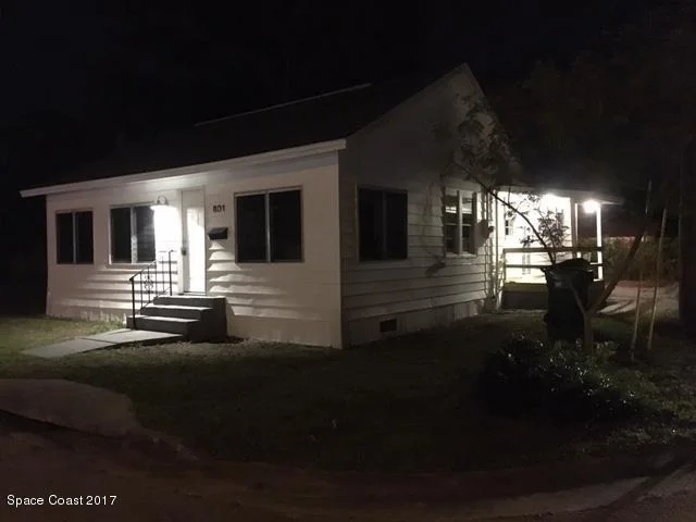 Photo of 801 Line Street