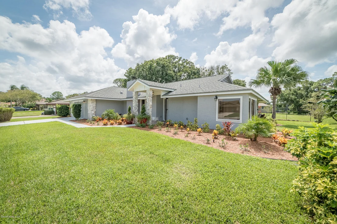 Photo of 2320 Hamlet Drive