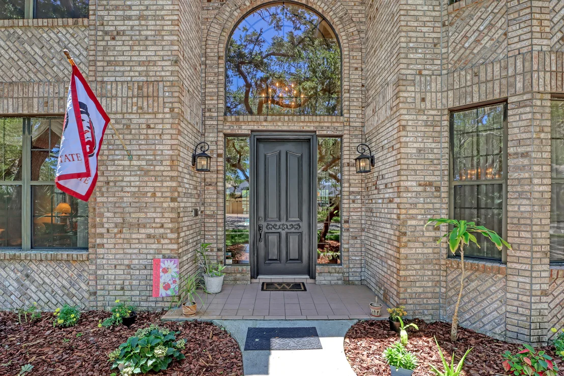 Photo of 561 Nightingale Drive