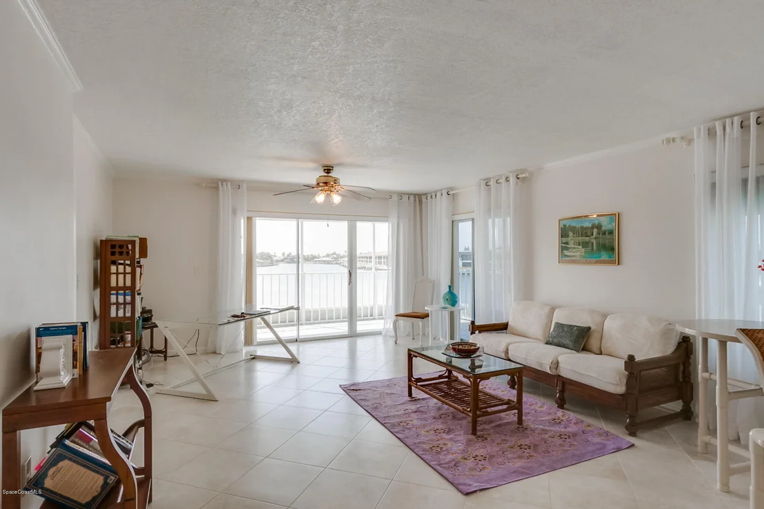 Photo of Unit 1205 at 1700 Commodore Boulevard