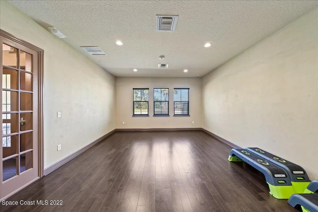 Photo of 700 Fiddleleaf Circle