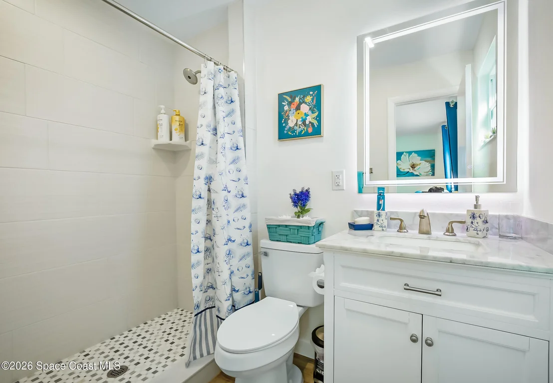 Photo of 557 Ixora Drive