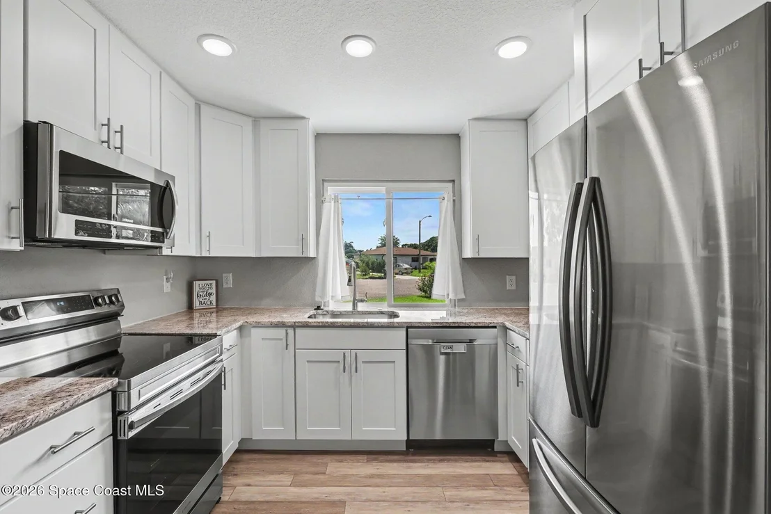 Photo of 924 Gables Way