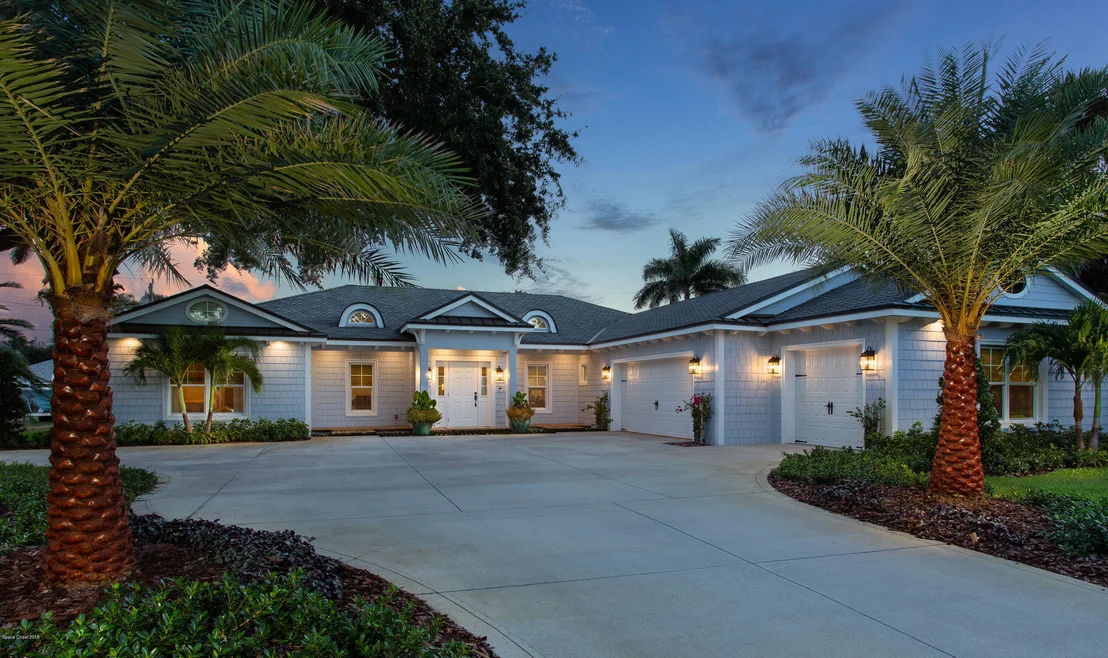 Photo of 401 Miami Avenue