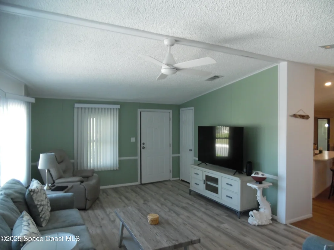 Photo of 503 Puffin Drive