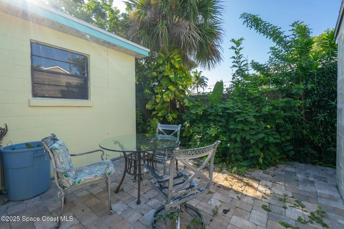 Photo of 300 Pelican Drive