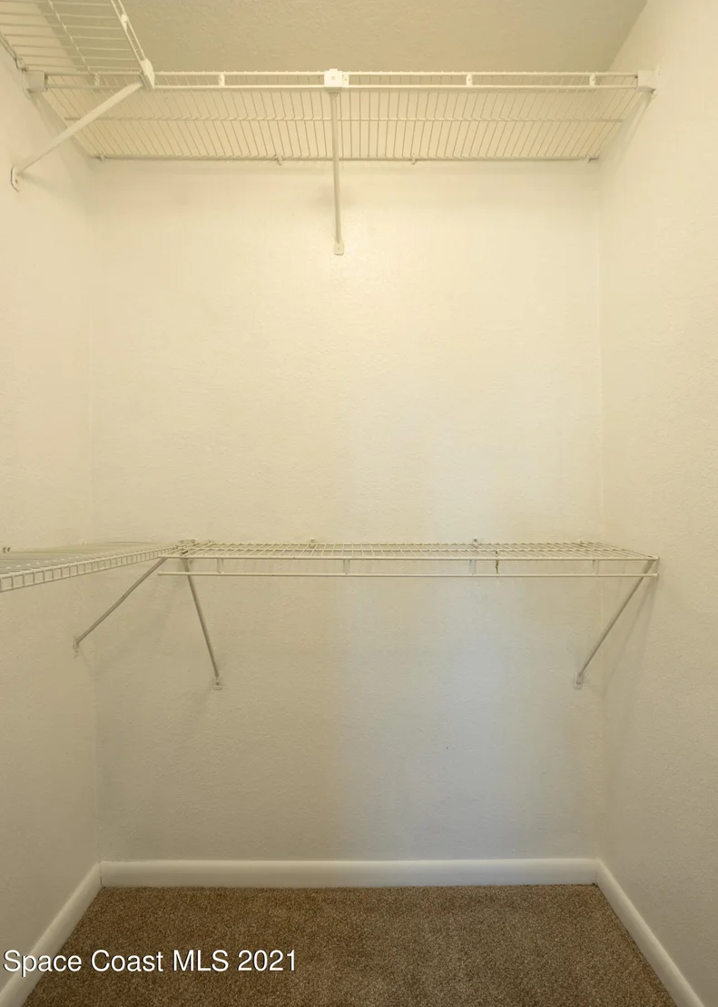 Photo of 5649 Jamaica Road