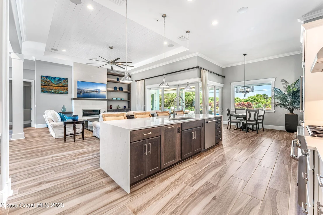 Photo of 6231 Windward Lane