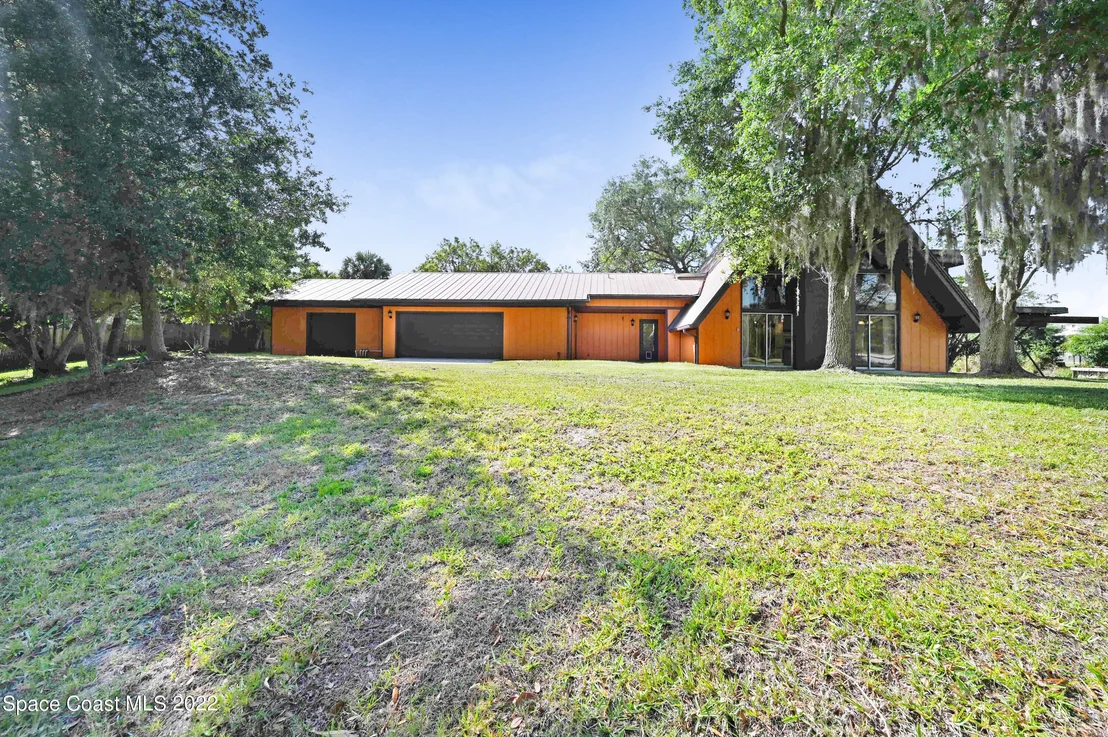 Photo of 555 Amber Lane