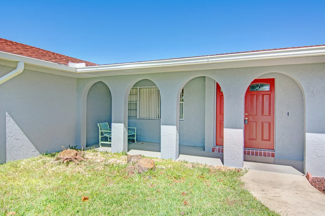 Photo of 791 Pebble Beach Avenue NE