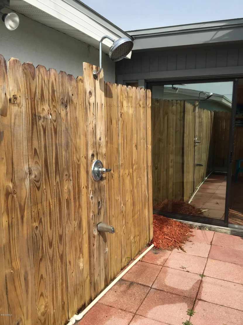 Photo of 1177 Bell Street