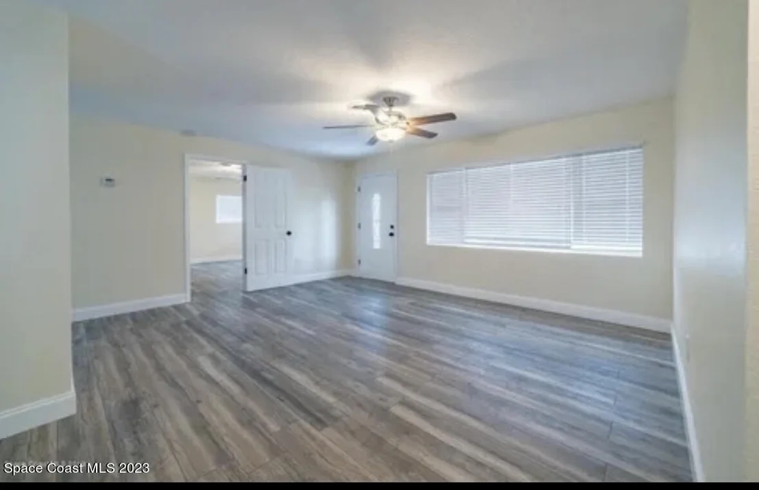 Photo of 1438 Albert Drive