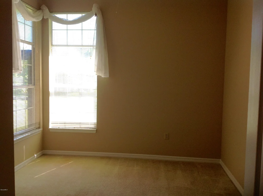 Photo of 4415 Canard Road