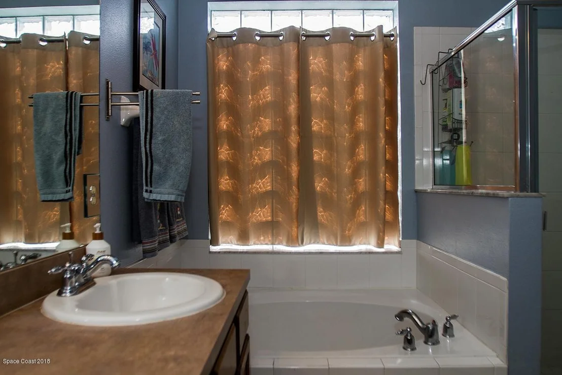 Photo of 565 Dryden Circle