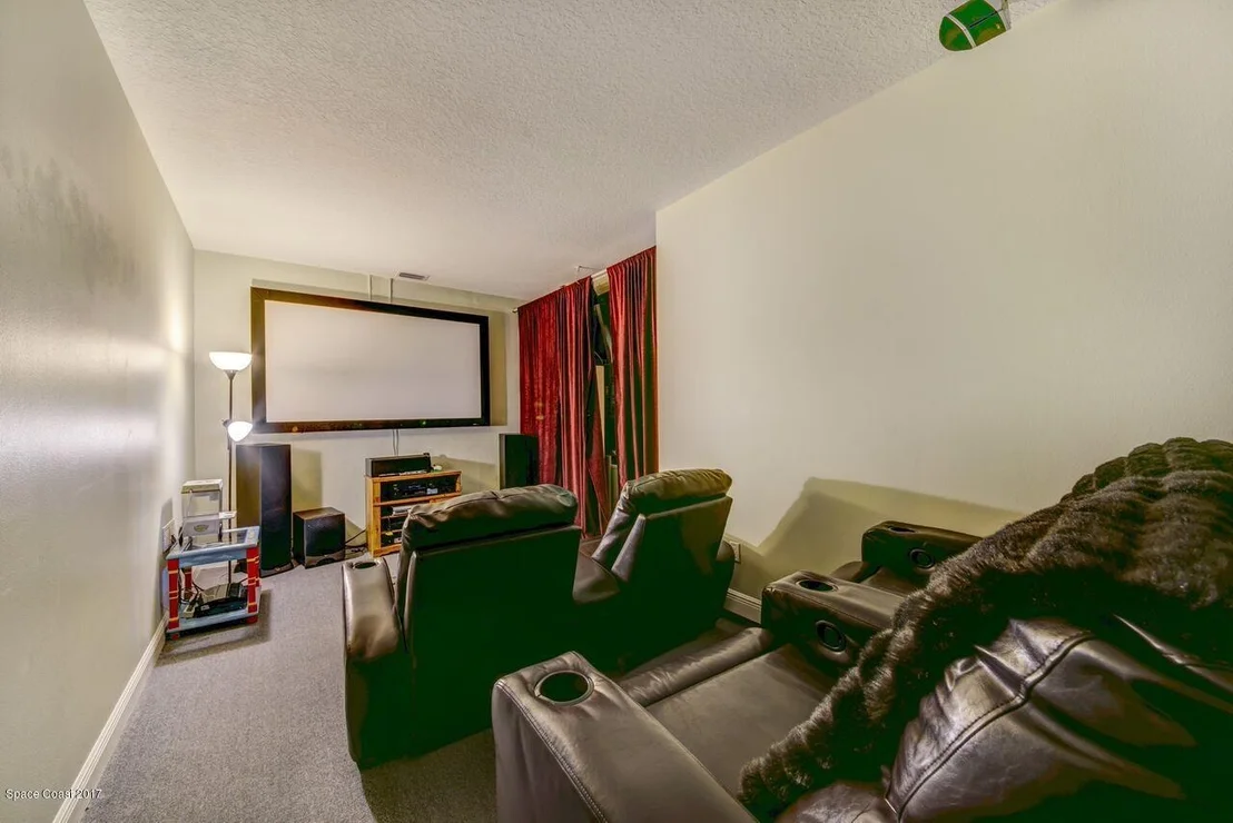 Photo of 2043 Rockledge Drive