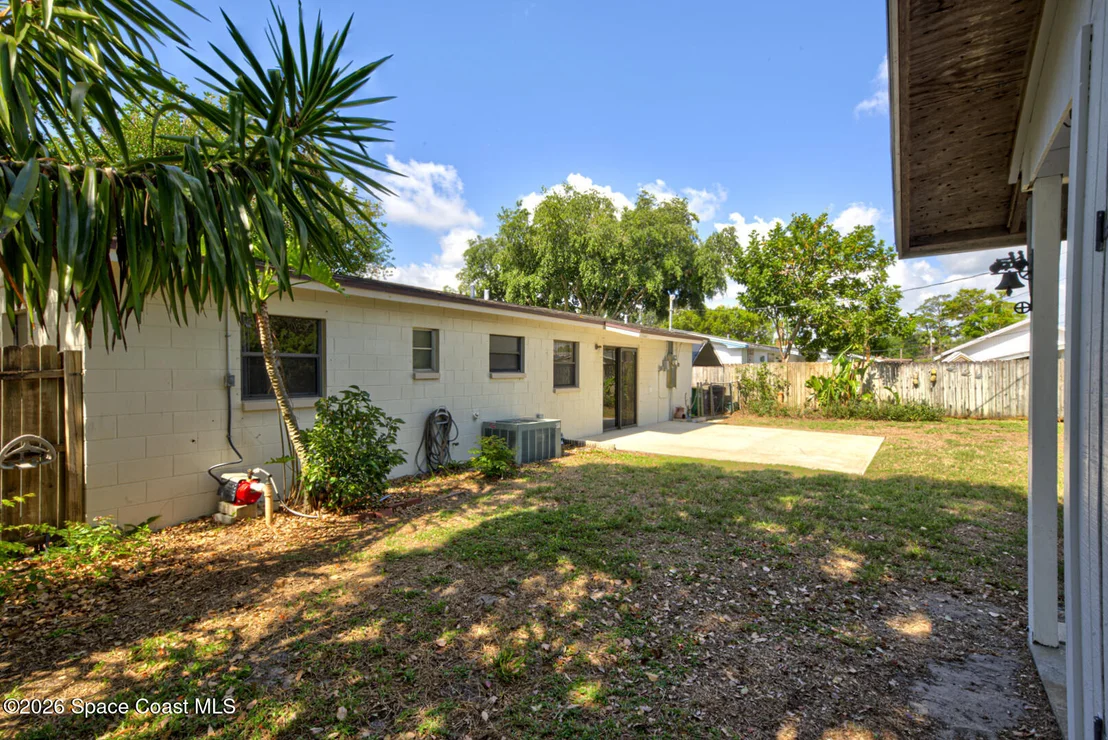 Photo of 990 Hibiscus Street