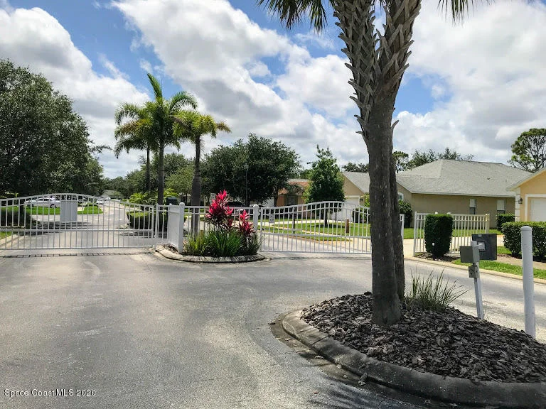 Photo of 980 Tavernier Circle NE