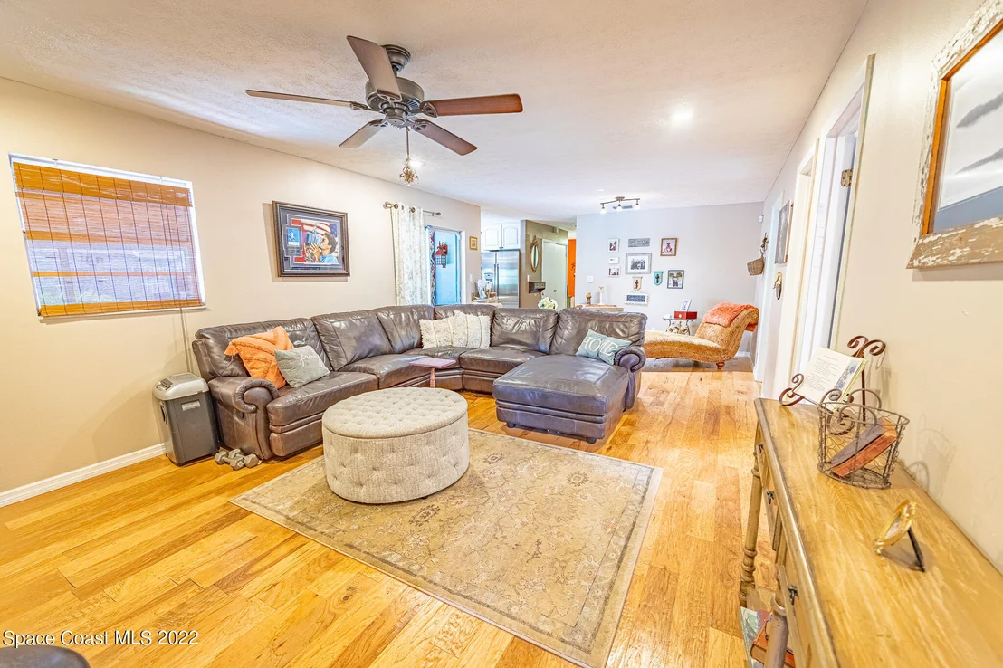 Photo of 2701 Golfview Drive