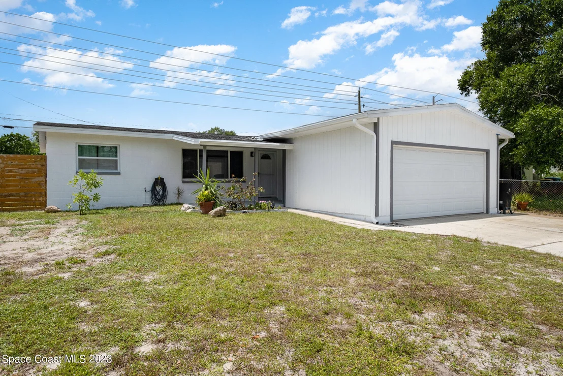 Photo of 2435 Sadler Lane