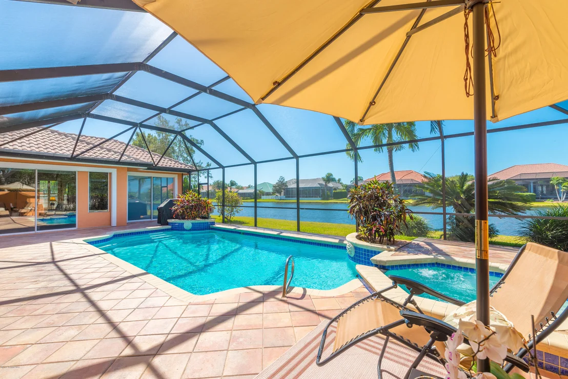 Photo of 385 Normandy Drive