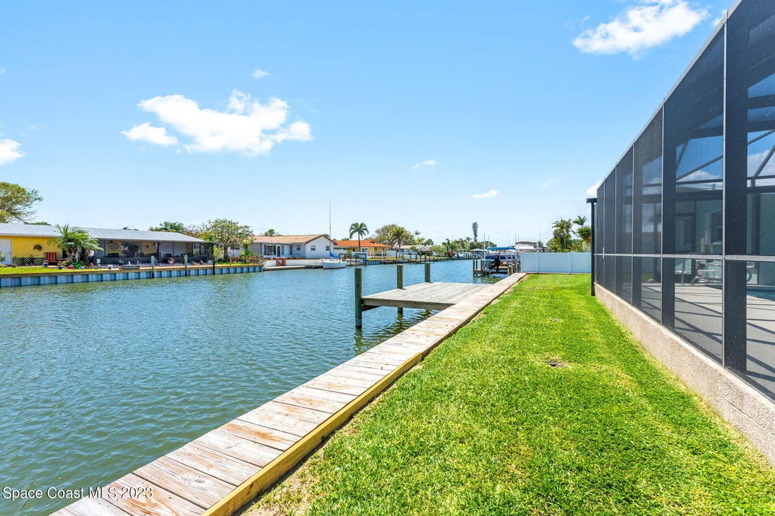 Photo of 339 Brightwaters Drive