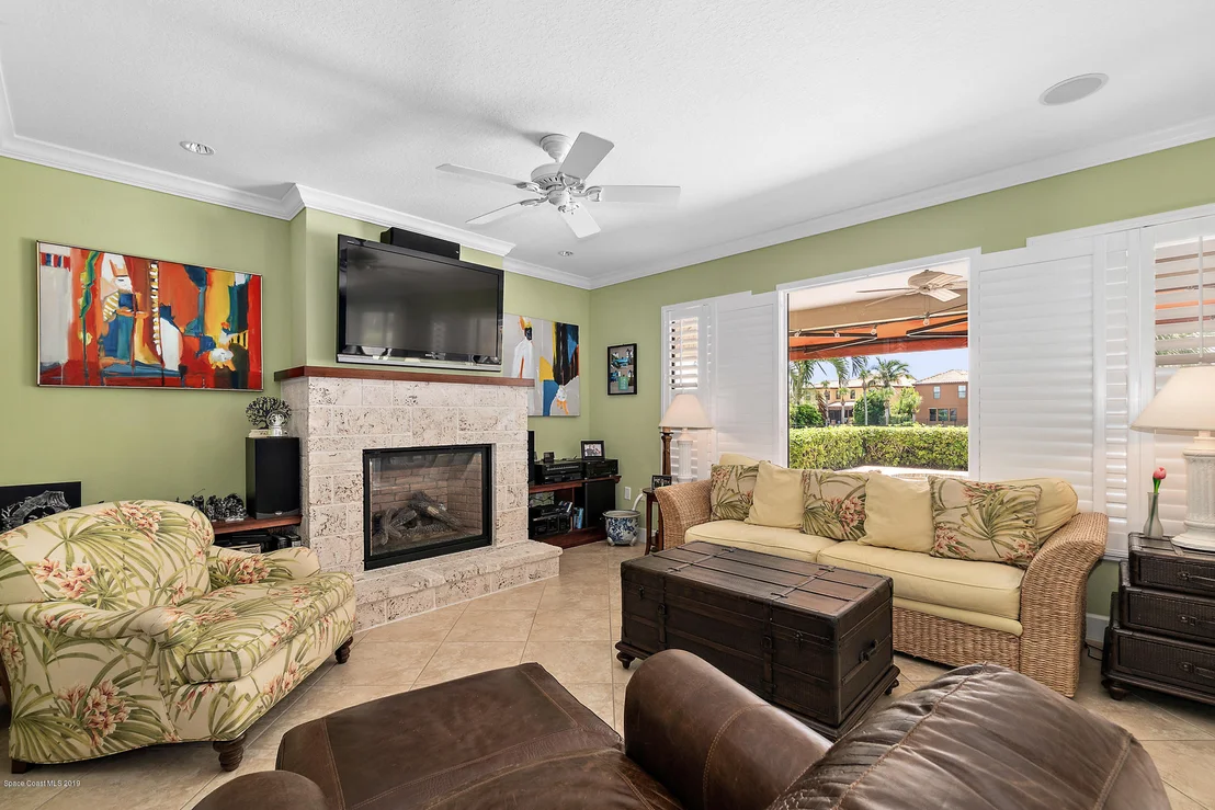 Photo of 698 Monterey Drive