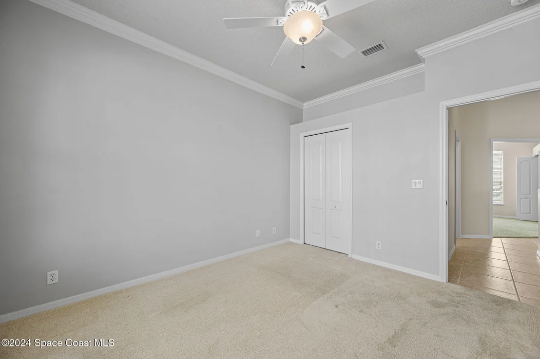 Photo of 930 Starling Way